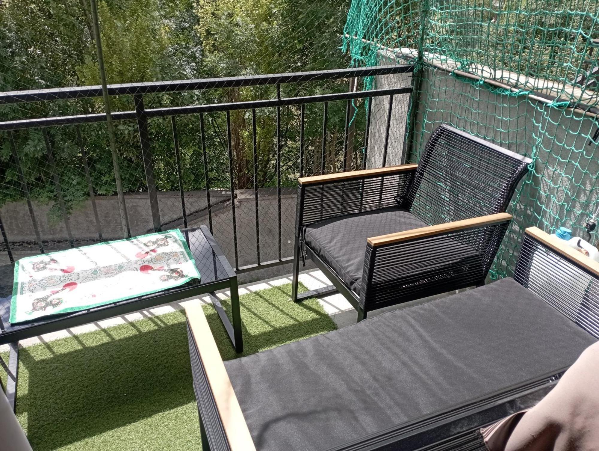Au Pied Des Montagnes. Appartement Saint-Jean-de-Maurienne Buitenkant foto